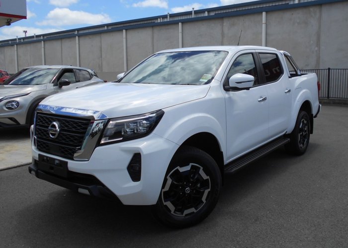 2025 Nissan Navara ST-X