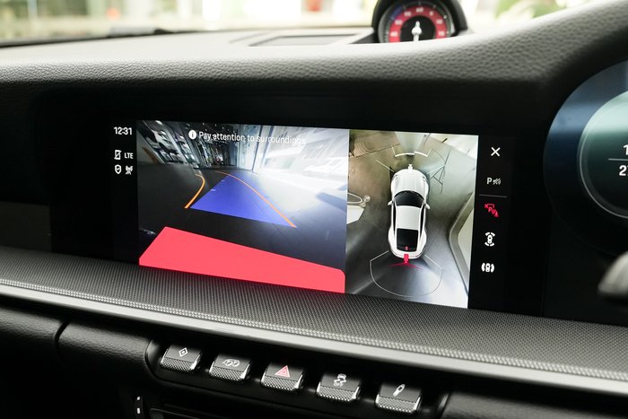 2021 Porsche 911 Carrera