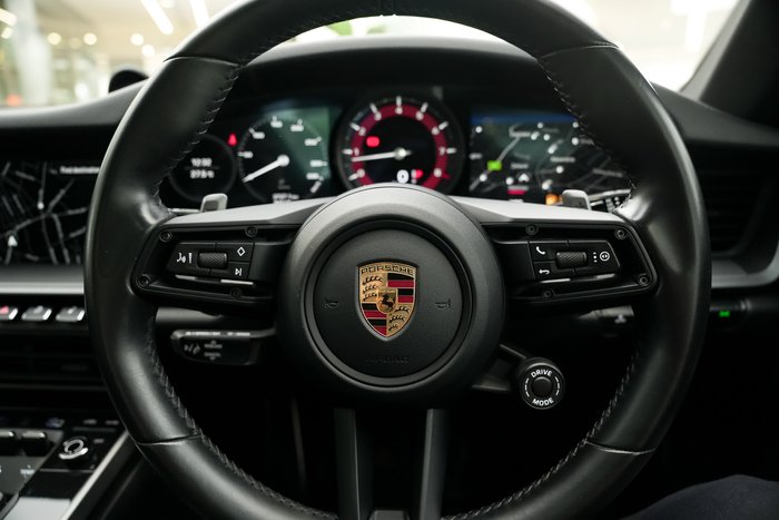 2021 Porsche 911 Carrera