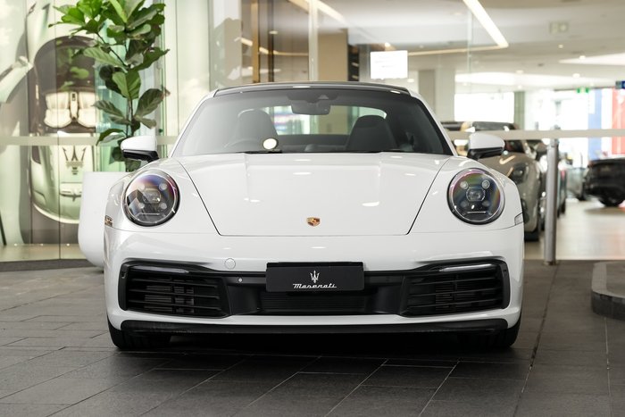 2021 Porsche 911 Carrera