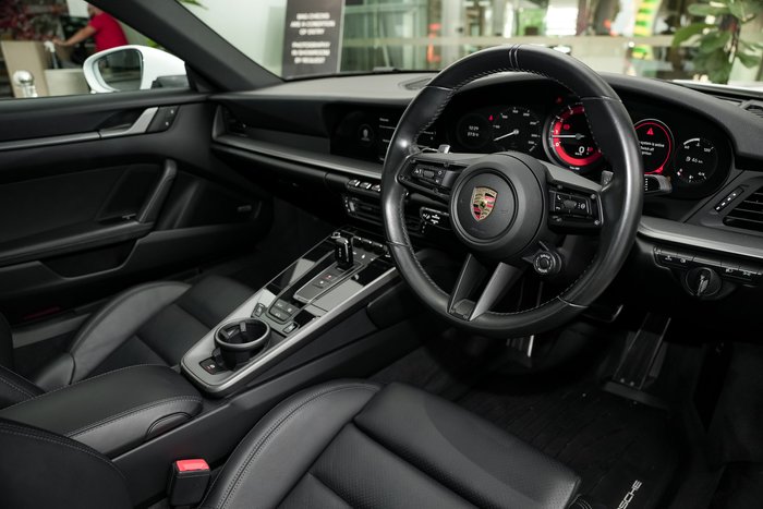 2021 Porsche 911 Carrera