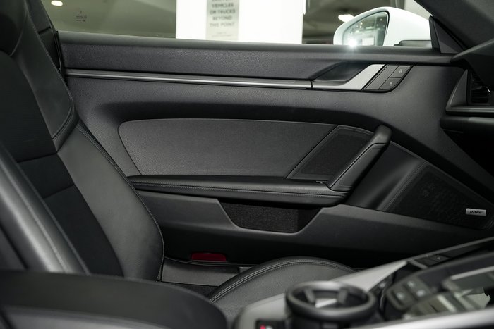 2021 Porsche 911 Carrera