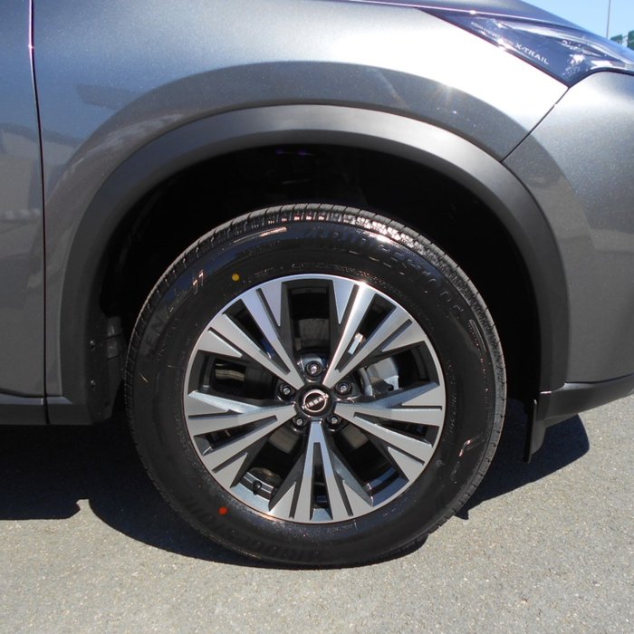 2025 Nissan X-TRAIL ST-L