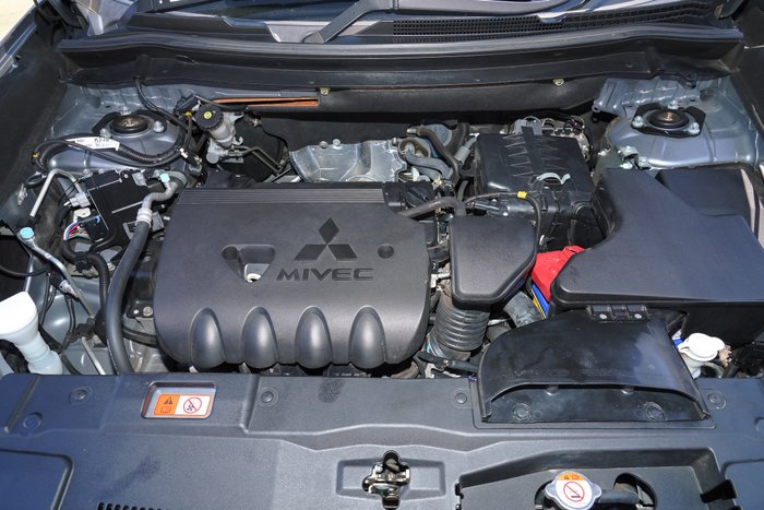 2019 Mitsubishi Outlander Black Edition