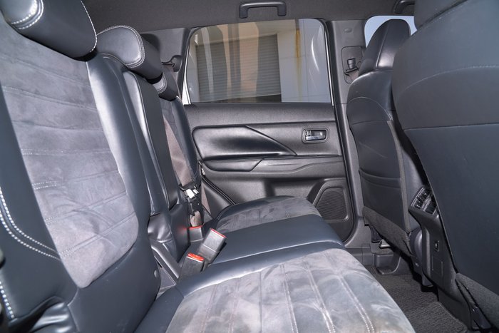 2019 Mitsubishi Outlander Black Edition