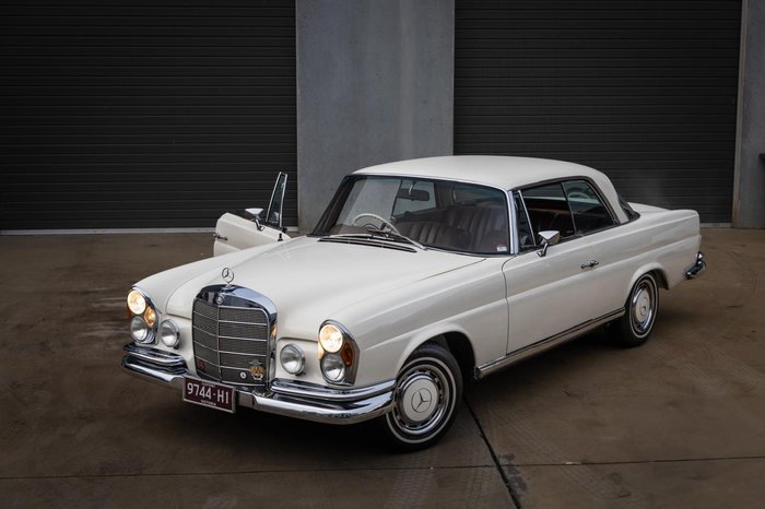 1986 Mercedes Benz