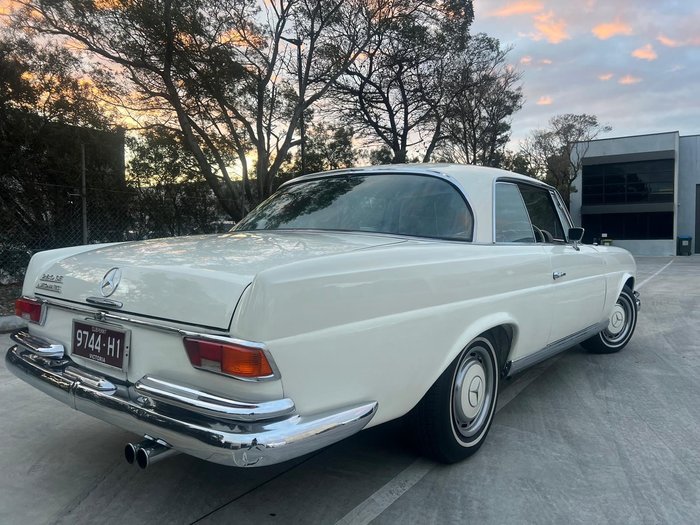 1986 Mercedes Benz 280 SE