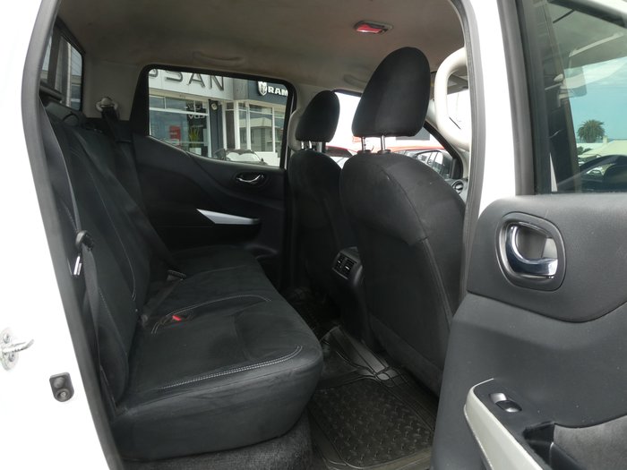 2020 Nissan Navara ST (4x4)