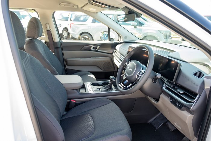 2025 Kia Carnival S
