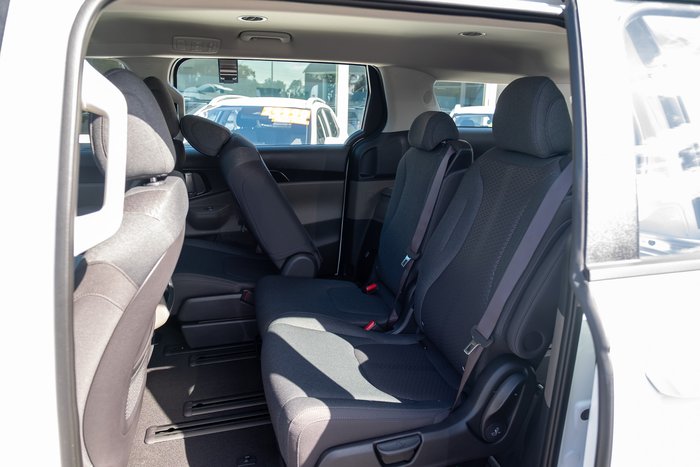 2025 Kia Carnival S