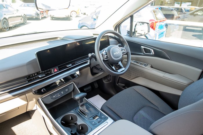 2025 Kia Carnival S