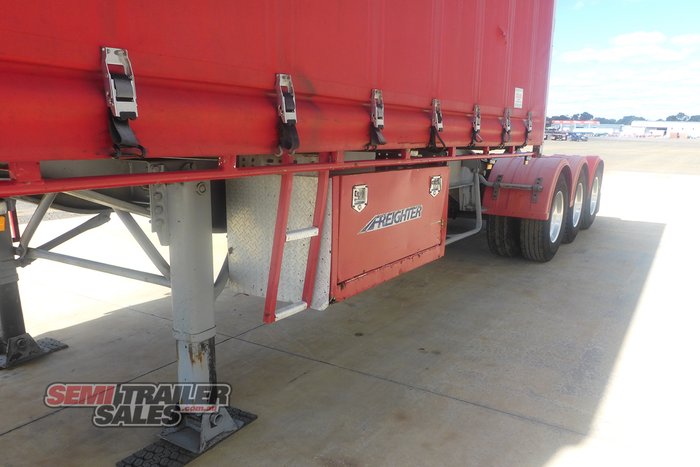 2007 CIMC 12 Pallet Curtainsider A Trailer