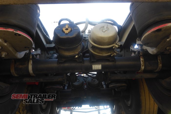 2007 CIMC 12 Pallet Curtainsider A Trailer