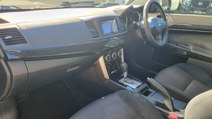 2017 Mitsubishi Lancer ES Sport
