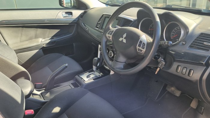 2017 Mitsubishi Lancer ES Sport