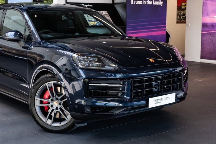 2024 Porsche Cayenne S