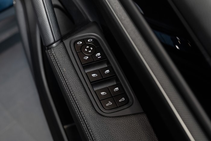 2024 Porsche Cayenne S