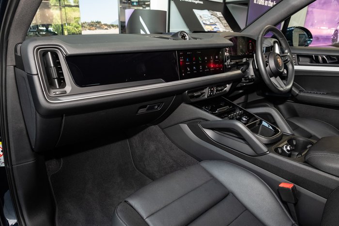 2024 Porsche Cayenne S