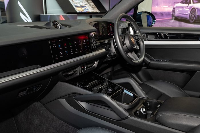 2024 Porsche Cayenne S