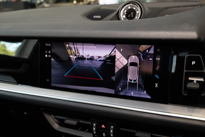 2024 Porsche Cayenne S