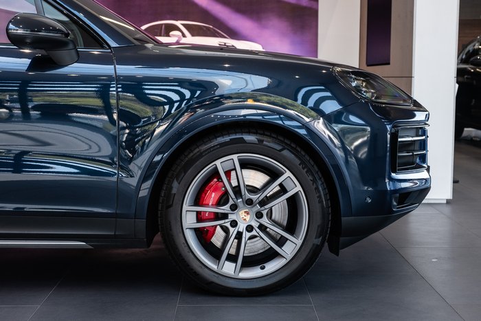 2024 Porsche Cayenne S