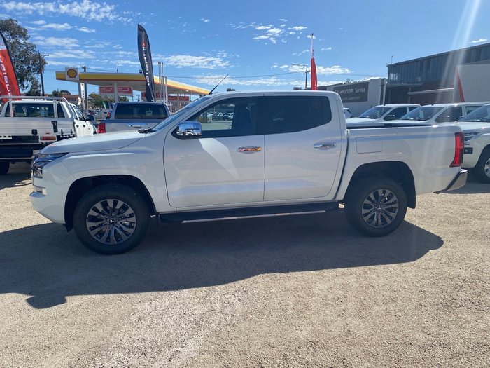2025 MITSUBISHI Triton GLS