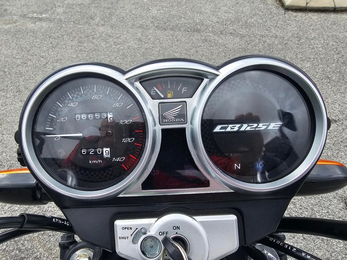 2021 Honda  CB125E White