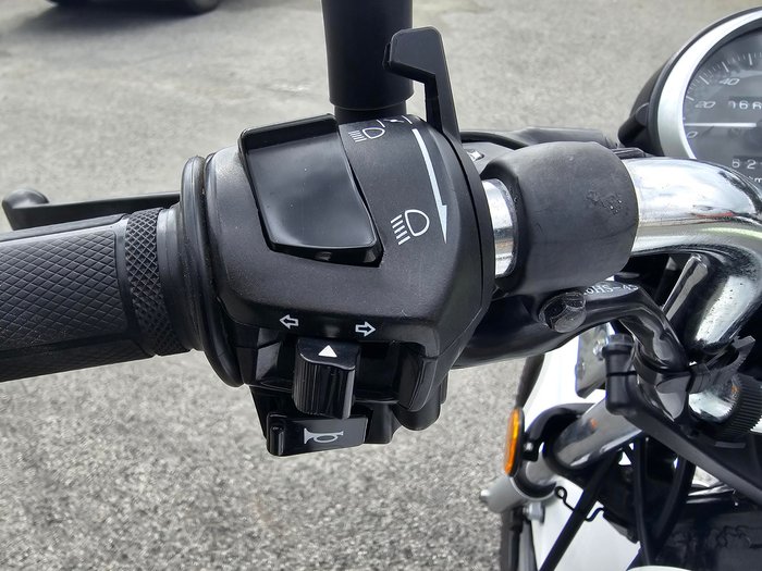 2021 Honda  CB125E White