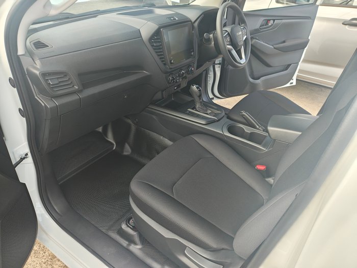2026 ISUZU D-MAX SX