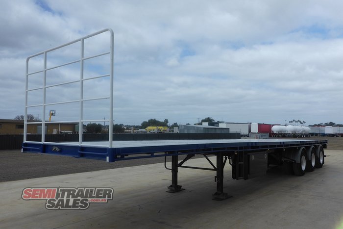 2005 Maxitrans 22 Pallet Flat Top