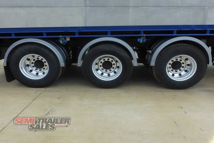 2005 Maxitrans 22 Pallet Flat Top