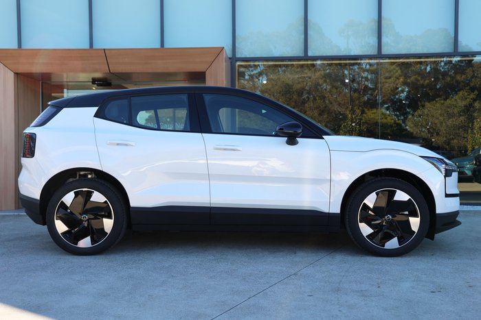 2026 Volvo EX30 Plus P5 Long Range