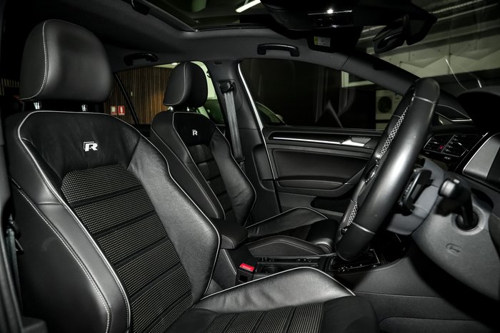 2020 Volkswagen Golf R