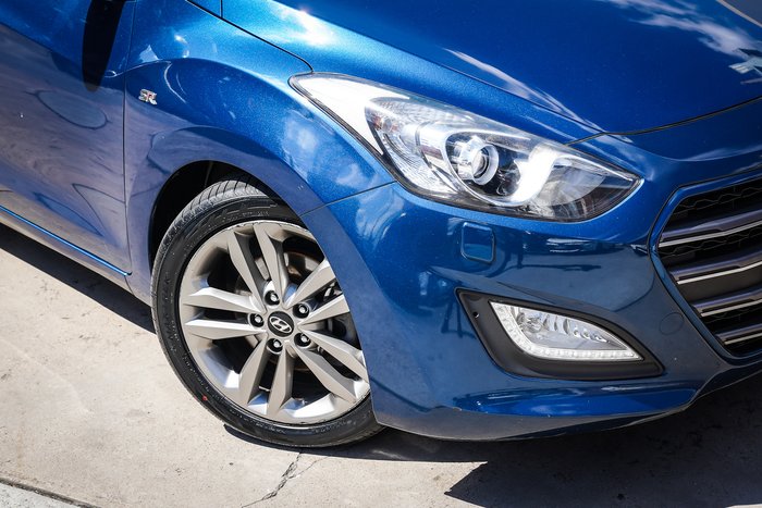2015 HYUNDAI i30