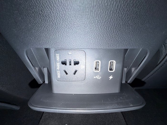 2025 LDV D90 EXECUTIVE