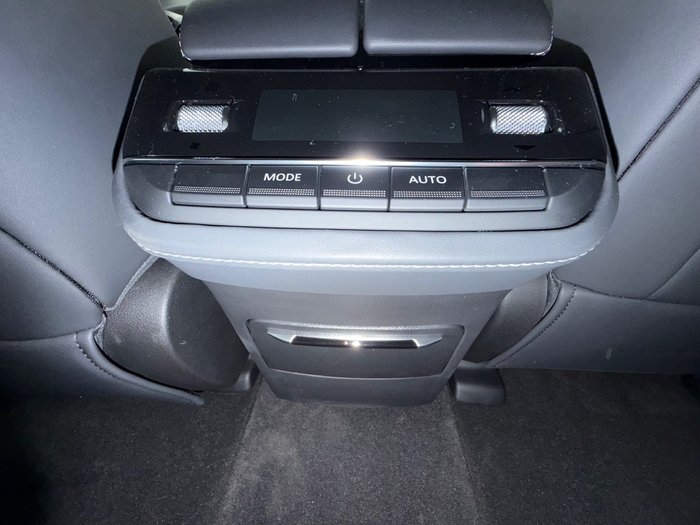 2025 LDV D90 EXECUTIVE