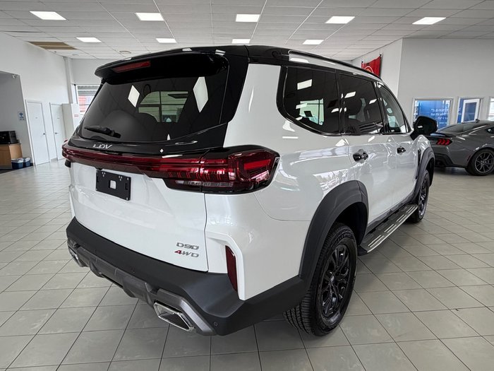 2025 LDV D90 EXECUTIVE