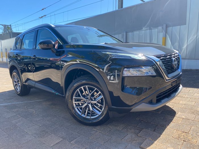 2025 Nissan X-TRAIL ST 2WD