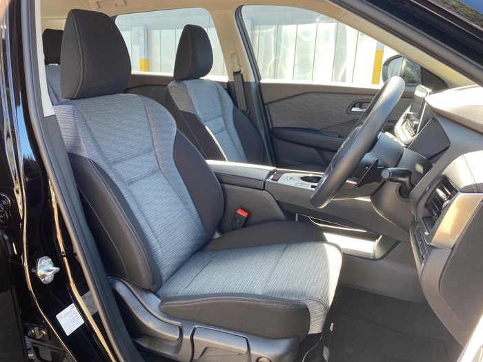 2025 Nissan X-TRAIL ST 2WD