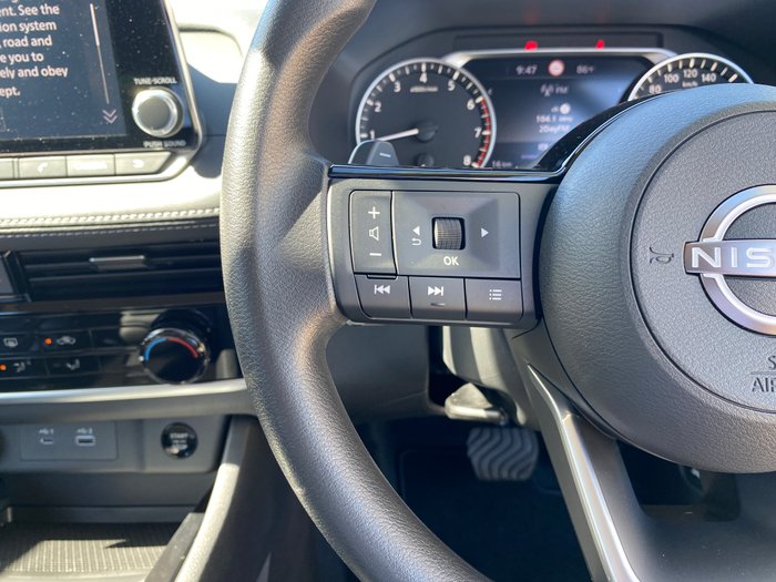 2025 Nissan X-TRAIL ST 2WD