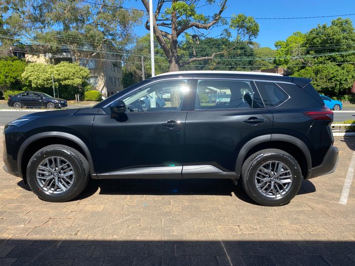 2025 Nissan X-TRAIL ST 2WD