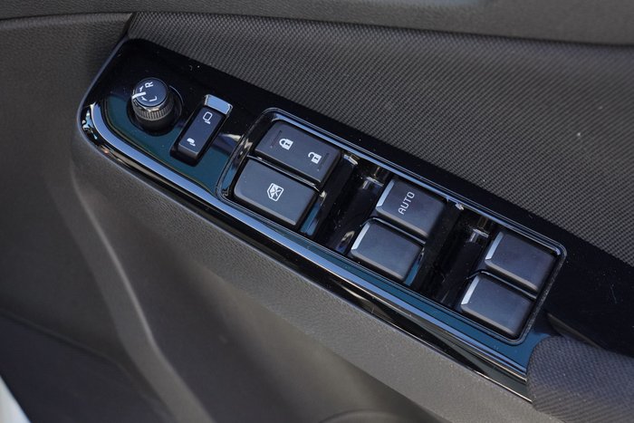 2022 Isuzu MU-X LS-U