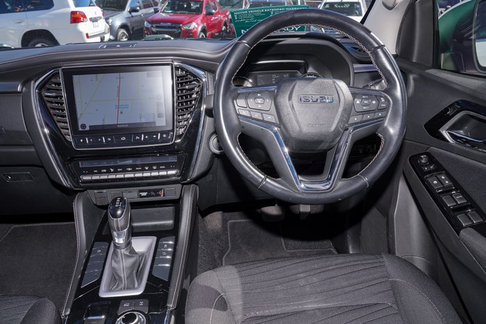2022 Isuzu MU-X LS-U