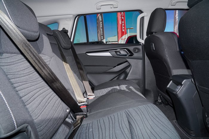 2022 Isuzu MU-X LS-U