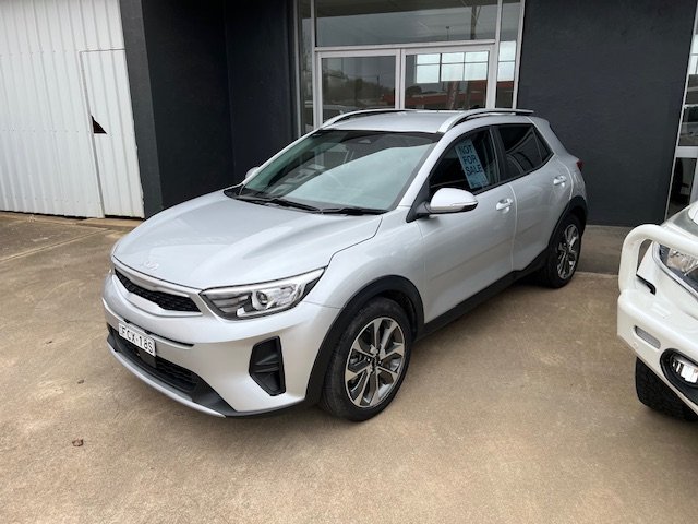 2023 KIA STONIC SPORT