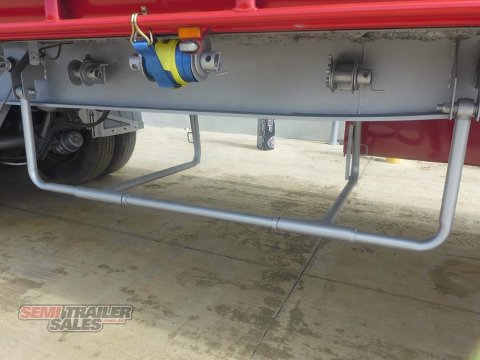 2004 Maxitrans 12 Pallet Flat Top A Trailer