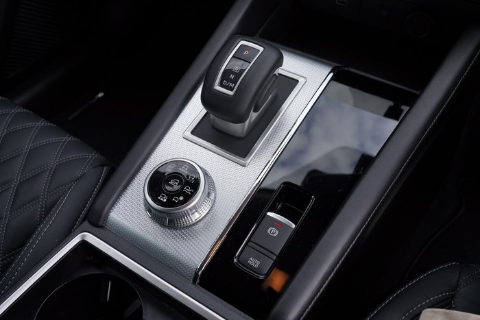 2022 Mitsubishi Outlander Exceed