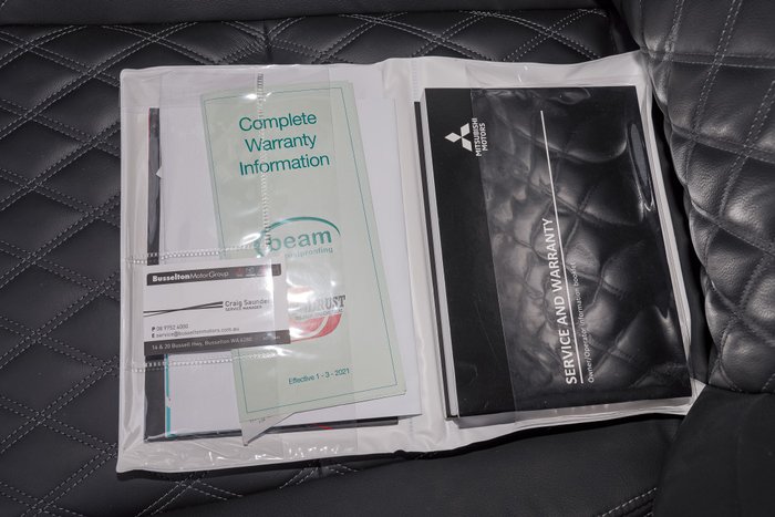 2022 Mitsubishi Outlander Exceed