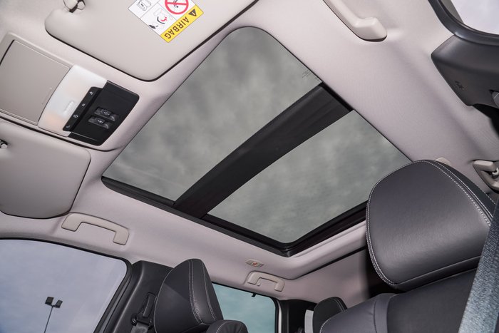 2022 Mitsubishi Outlander Exceed