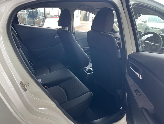 2025 Mazda 2 G15 Evolve